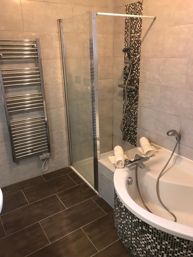 Villa Saint-Avertin Maison Chaleureuse A Partager En Famille Ou Amis Exterior foto